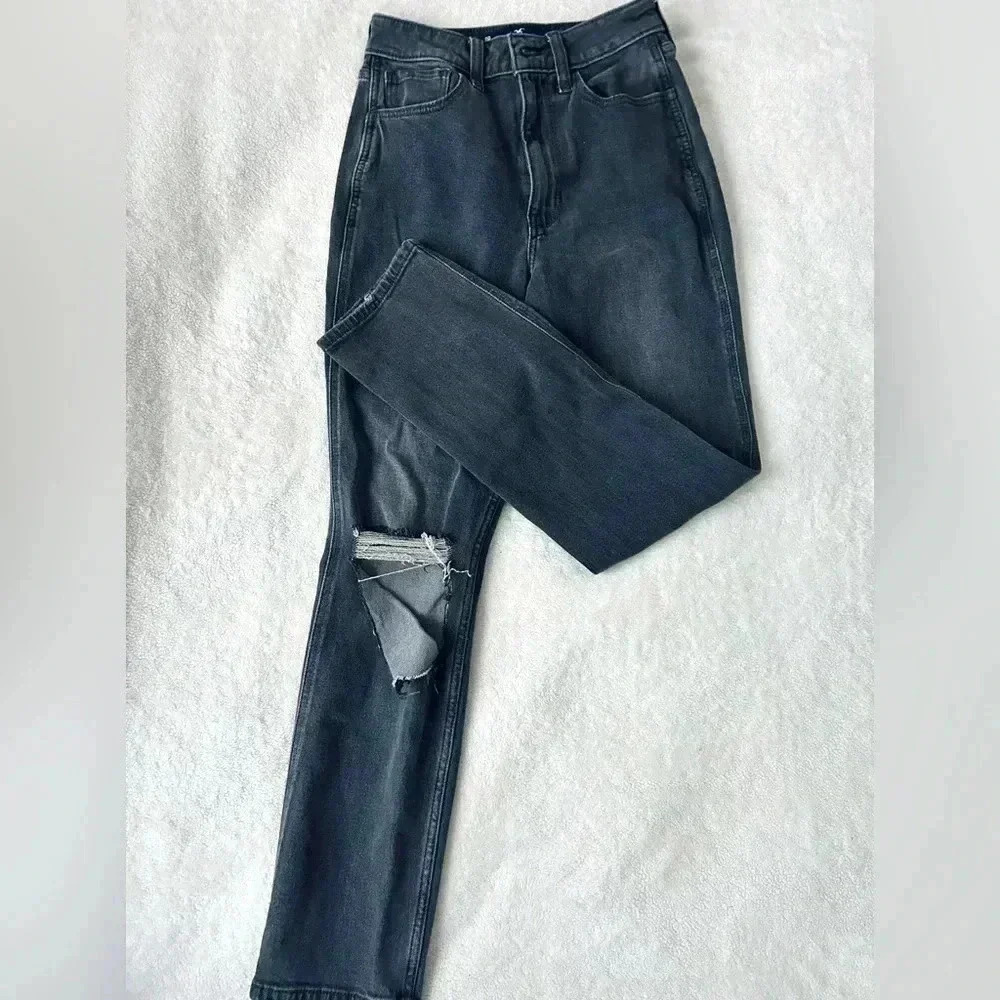 Hollister Vintage High Rise Stretch Mom Jeans